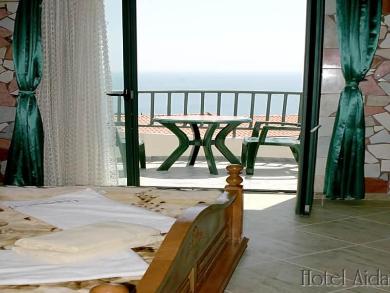 Apartmani Aida Улцинь Экстерьер фото