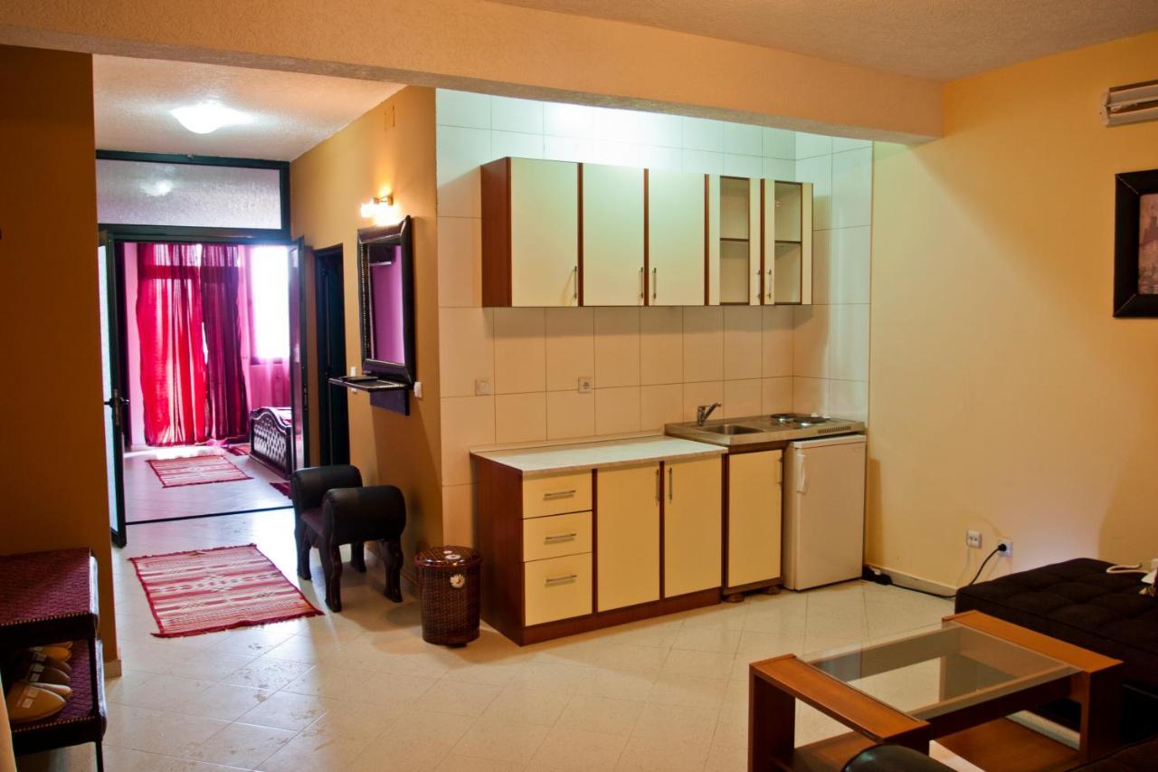 Apartmani Aida Улцинь Экстерьер фото