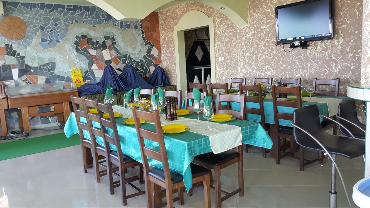 Apartmani Aida Улцинь Экстерьер фото