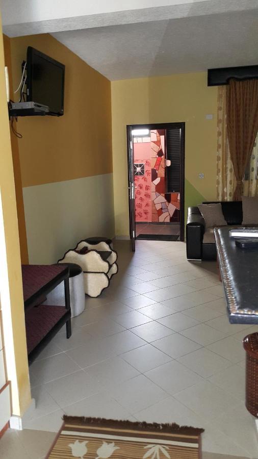 Apartmani Aida Улцинь Экстерьер фото